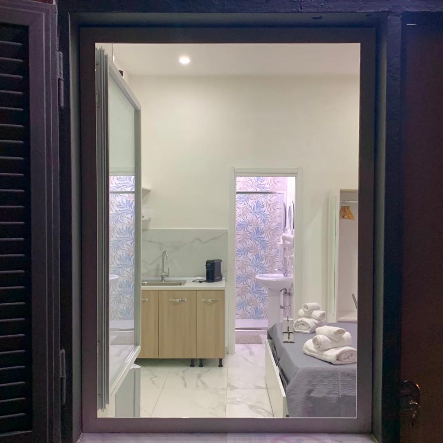 Donna Rita House Apartment Napoli Bagian luar foto