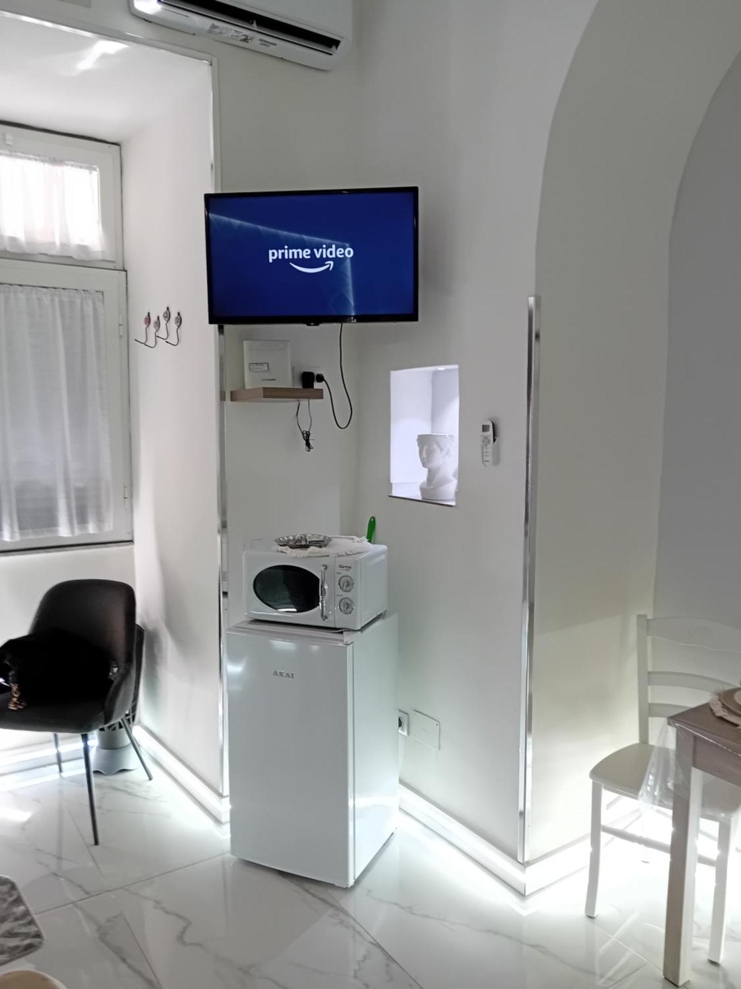 Donna Rita House Apartment Napoli Bagian luar foto